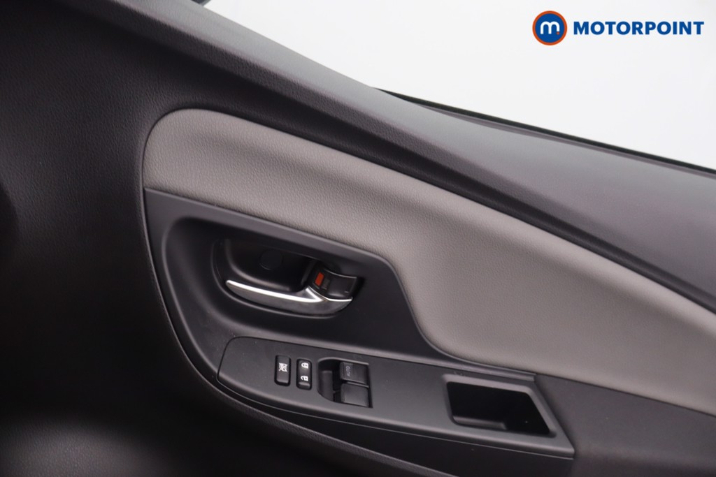 Toyota Yaris Icon Tech Automatic Petrol-Electric Hybrid Hatchback - Stock Number (1656133) - 10th supplementary image