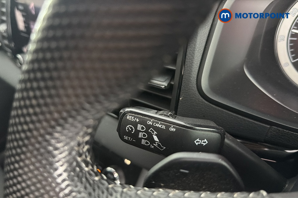 Skoda Karoq Sportline Automatic Petrol SUV - Stock Number (1656354) - 5th supplementary image
