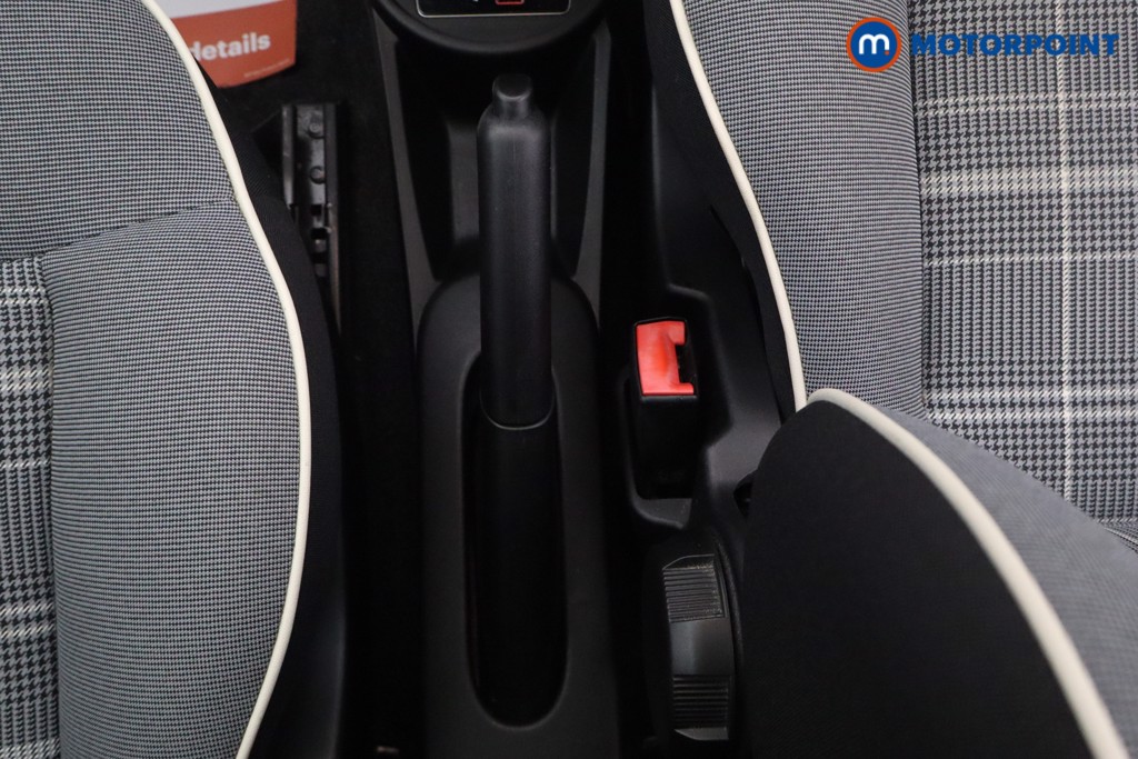 Fiat 500 Lounge Manual Petrol Hatchback - Stock Number (1656567) - 6th supplementary image