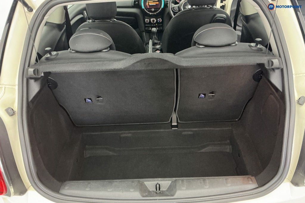 Mini Hatchback Cooper Classic Manual Petrol Hatchback - Stock Number (1657172) - 3rd supplementary image