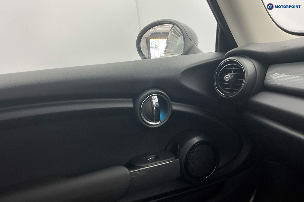 Mini Hatchback Cooper Classic Manual Petrol Hatchback - Stock Number (1657172) - 18th supplementary image