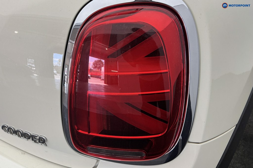 Mini Hatchback Cooper Classic Manual Petrol Hatchback - Stock Number (1657172) - 28th supplementary image