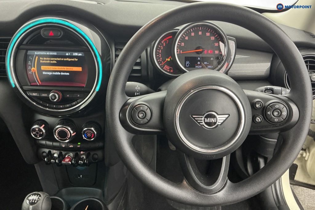 Mini Hatchback Cooper Classic Manual Petrol Hatchback - Stock Number (1657172) - 1st supplementary image