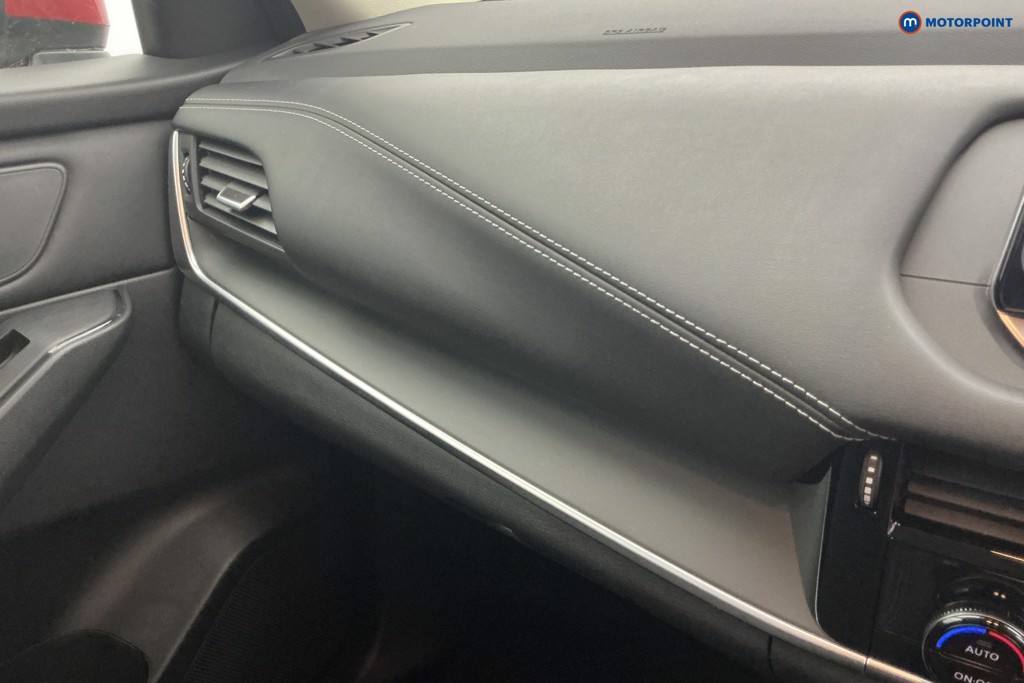 Nissan Qashqai Acenta Premium Automatic Petrol SUV - Stock Number (1657541) - 18th supplementary image