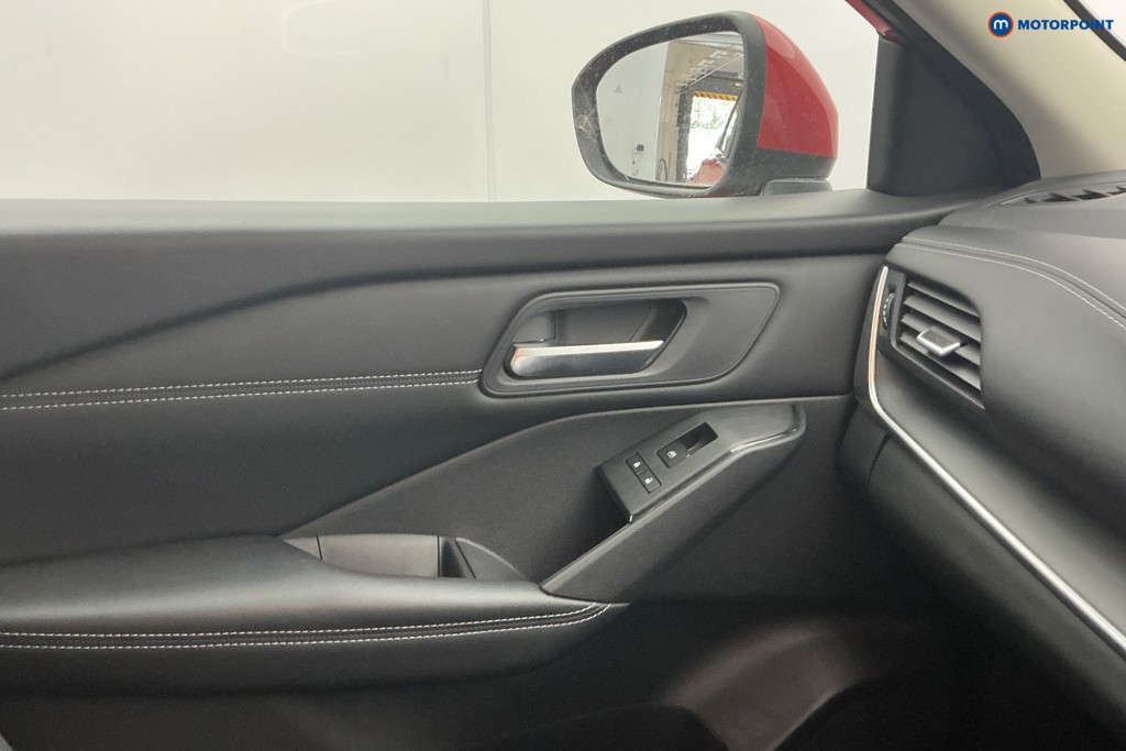 Nissan Qashqai Acenta Premium Automatic Petrol SUV - Stock Number (1657541) - 19th supplementary image