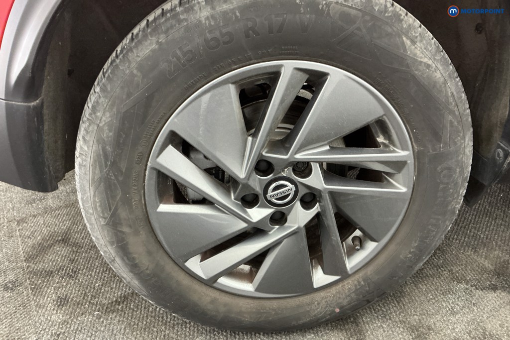 Nissan Qashqai Acenta Premium Automatic Petrol SUV - Stock Number (1657541) - 32nd supplementary image