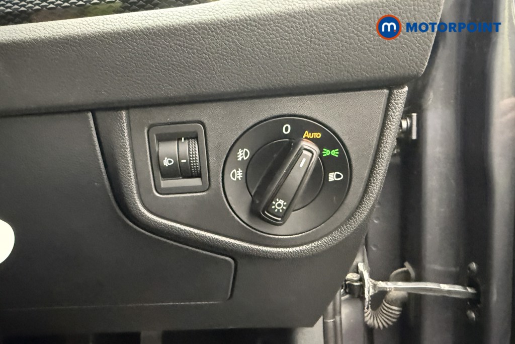 Volkswagen Taigo Life Manual Petrol SUV - Stock Number (1657813) - 16th supplementary image