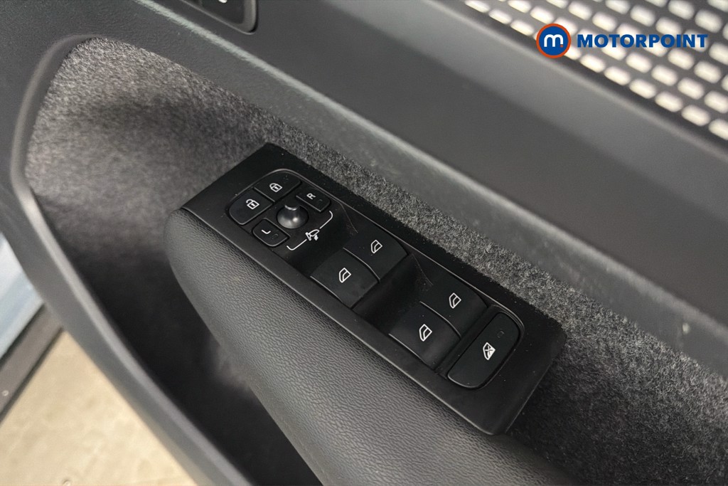 Volvo Xc40 R Design Pro Automatic Petrol Plug-In Hybrid SUV - Stock Number (1658020) - 20th supplementary image