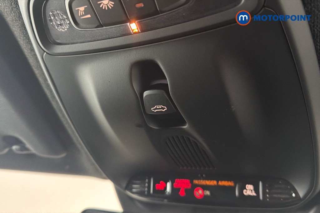 Volvo Xc40 R Design Pro Automatic Petrol Plug-In Hybrid SUV - Stock Number (1658020) - 32nd supplementary image