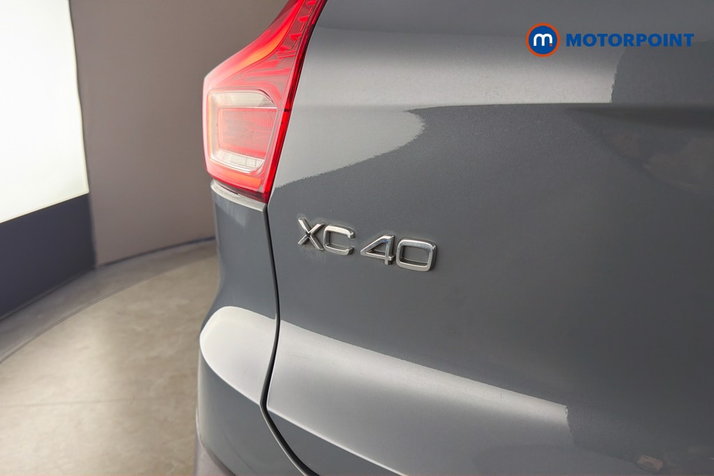 Volvo Xc40 R Design Pro Automatic Petrol Plug-In Hybrid SUV - Stock Number (1658020) - 37th supplementary image