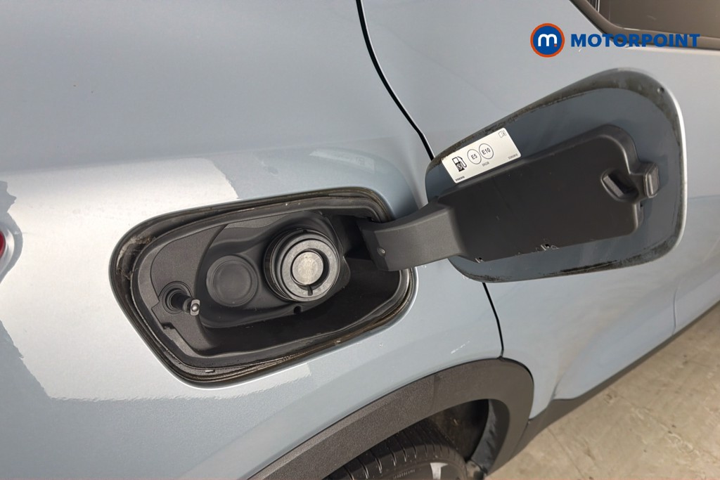 Volvo Xc40 R Design Pro Automatic Petrol Plug-In Hybrid SUV - Stock Number (1658020) - 41st supplementary image