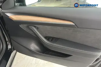 Tesla Model 3 Standard Plus Automatic Electric Saloon - Stock Number (1658352) - 18th supplementary image