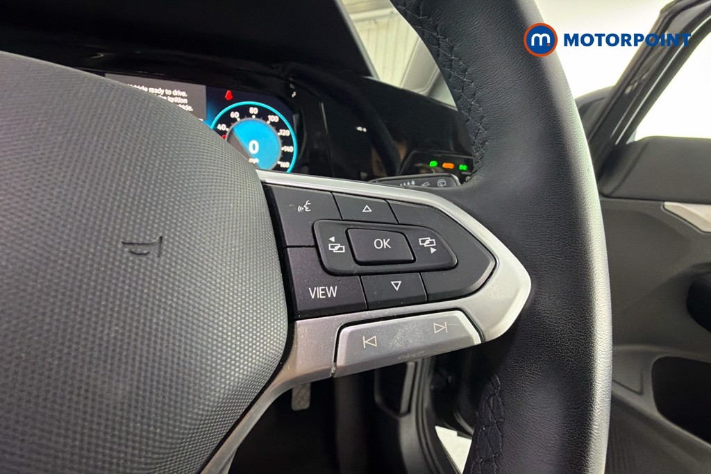 Volkswagen Golf Life Automatic Petrol Hatchback - Stock Number (1658501) - 4th supplementary image