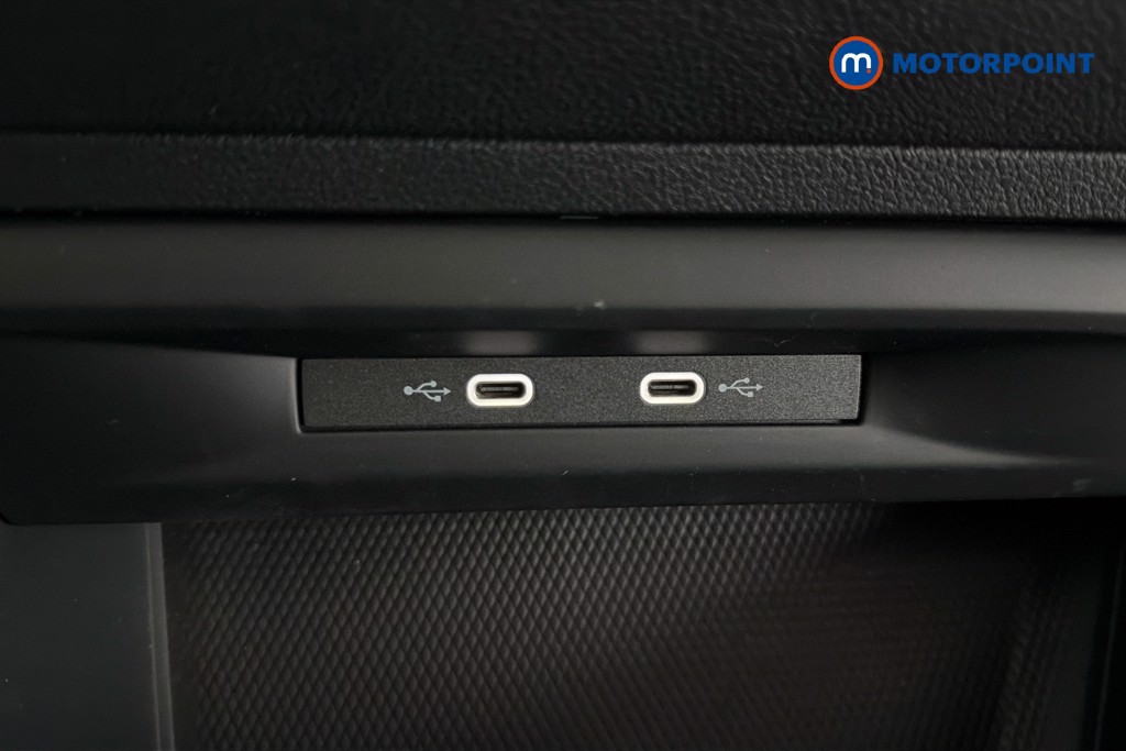 Volkswagen Golf Life Automatic Petrol Hatchback - Stock Number (1658501) - 17th supplementary image