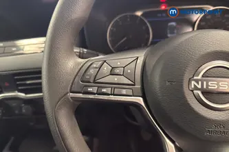Nissan Juke Acenta Premium Manual Petrol SUV - Stock Number (1659251) - 4th supplementary image