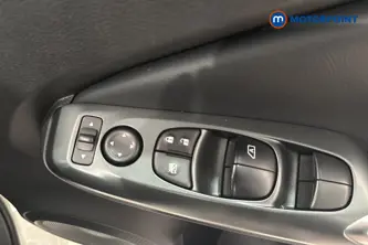 Nissan Juke Acenta Premium Manual Petrol SUV - Stock Number (1659251) - 19th supplementary image