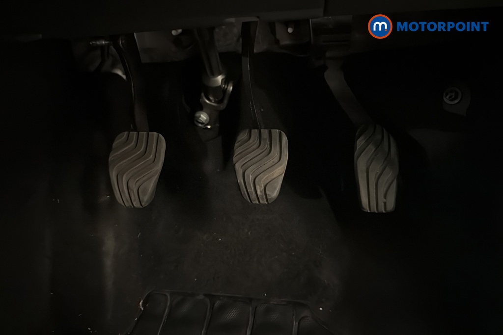 Nissan Juke Acenta Premium Manual Petrol SUV - Stock Number (1659251) - 24th supplementary image
