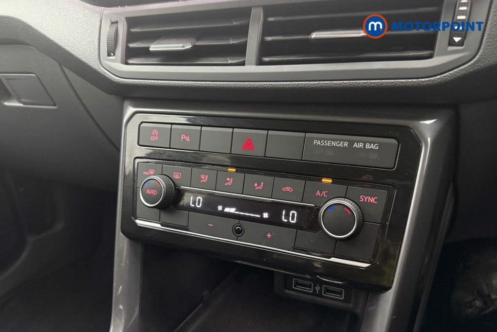 Volkswagen T-Cross SEL Manual Petrol SUV - Stock Number (1659996) - 14th supplementary image