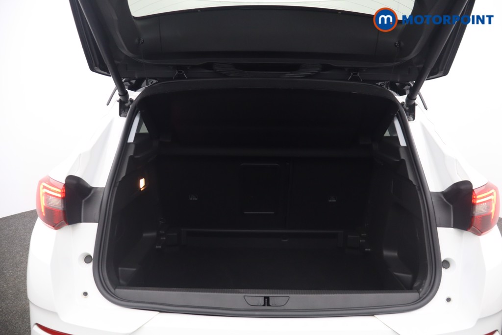 Vauxhall Grandland Ultimate Manual Petrol SUV - Stock Number (1660038) - 13th supplementary image