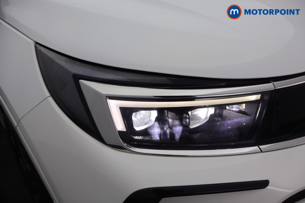 Vauxhall Grandland Ultimate Manual Petrol SUV - Stock Number (1660038) - 17th supplementary image