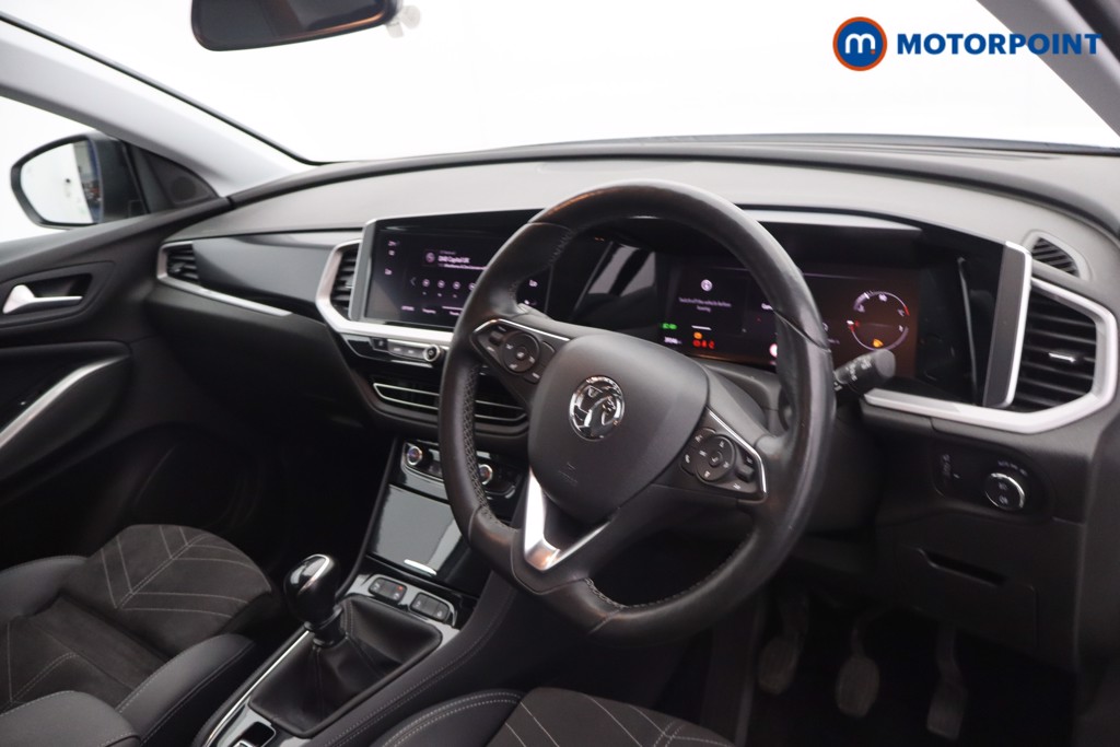 Vauxhall Grandland Ultimate Manual Petrol SUV - Stock Number (1660038) - 1st supplementary image