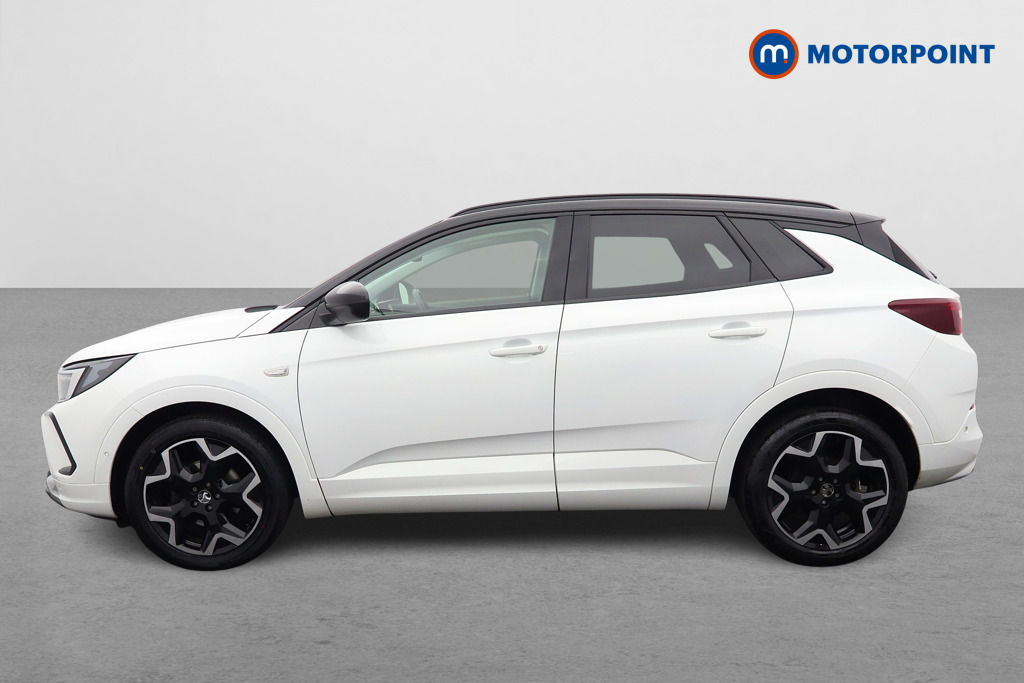 Vauxhall Grandland Ultimate Manual Petrol SUV - Stock Number (1660038) - Passenger side