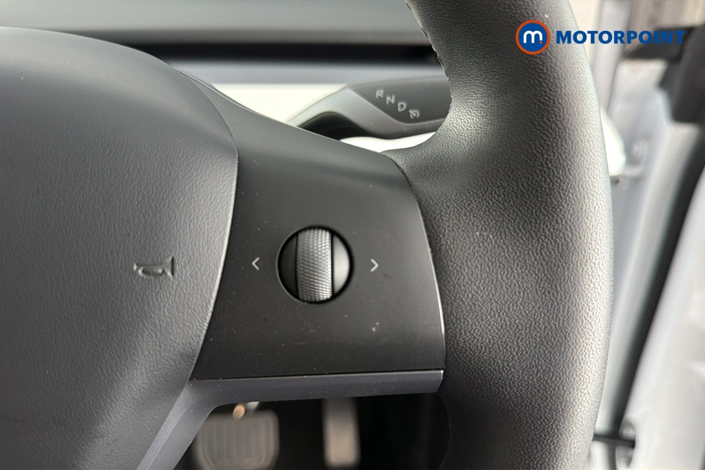 Tesla Model Y Long Range Automatic Electric SUV - Stock Number (1660122) - 3rd supplementary image