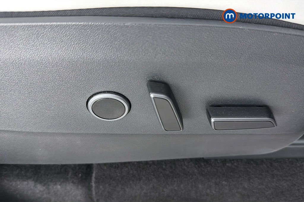 Tesla Model Y Long Range Automatic Electric SUV - Stock Number (1660122) - 23rd supplementary image