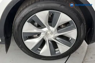 Tesla Model Y Long Range Automatic Electric SUV - Stock Number (1660122) - 47th supplementary image