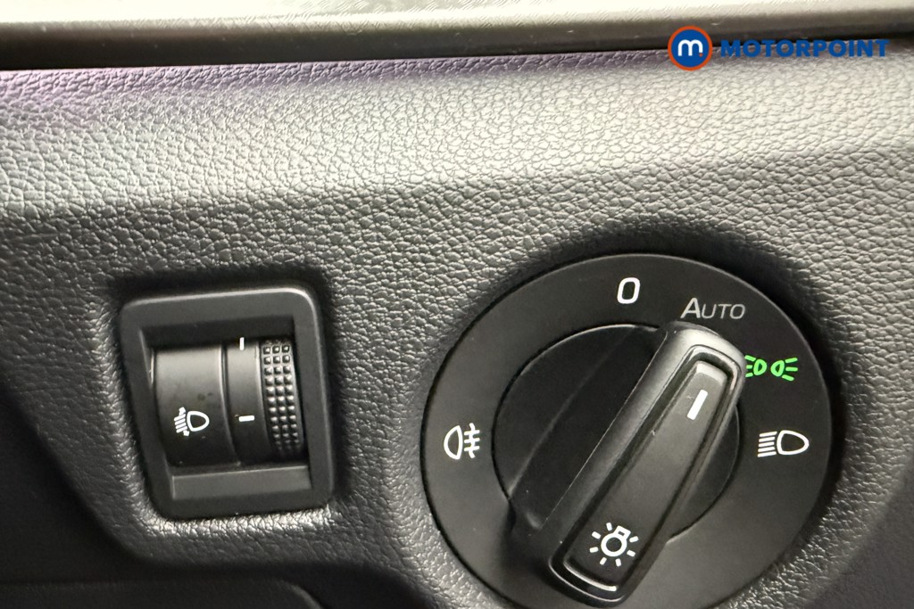 Skoda Kamiq Se L Executive Manual Petrol SUV - Stock Number (1660353) - 17th supplementary image