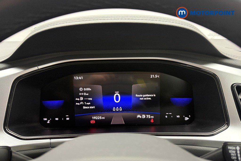 Volkswagen T-Roc Life Manual Petrol SUV - Stock Number (1660358) - 9th supplementary image