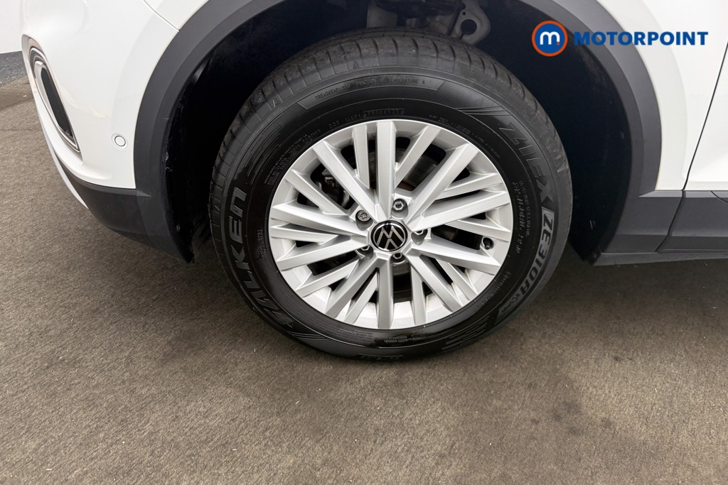 Volkswagen T-Roc Life Manual Petrol SUV - Stock Number (1660358) - 23rd supplementary image
