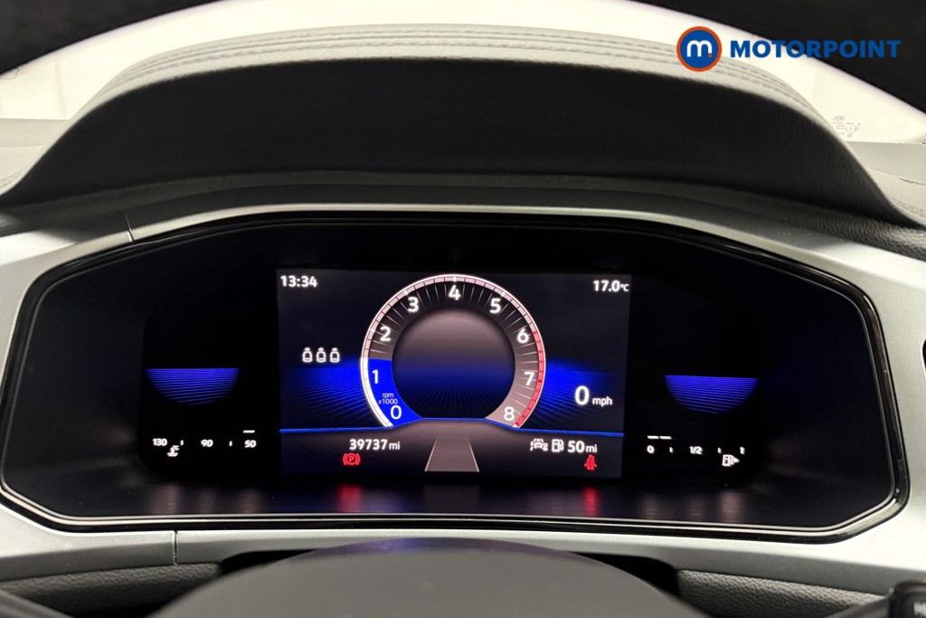 Volkswagen T-Roc Life Manual Petrol SUV - Stock Number (1660364) - 5th supplementary image