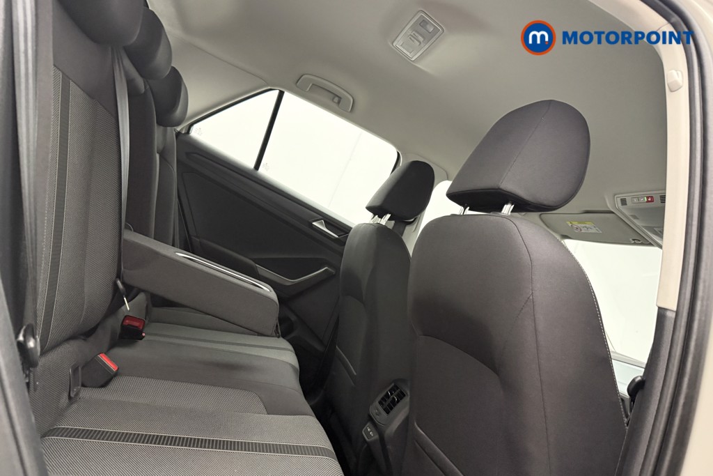 Volkswagen T-Roc Life Manual Petrol SUV - Stock Number (1660364) - 19th supplementary image