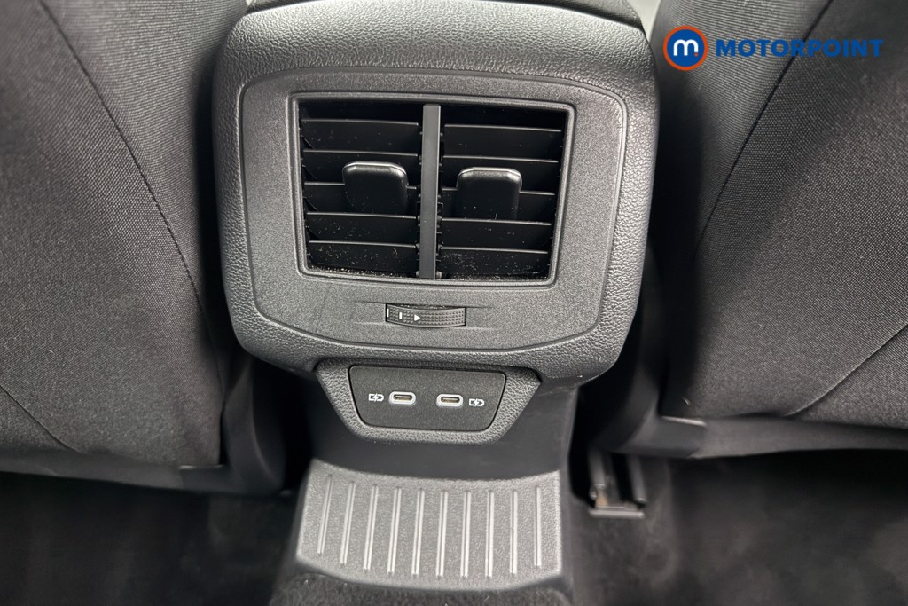 Volkswagen T-Roc Life Manual Petrol SUV - Stock Number (1660364) - 20th supplementary image