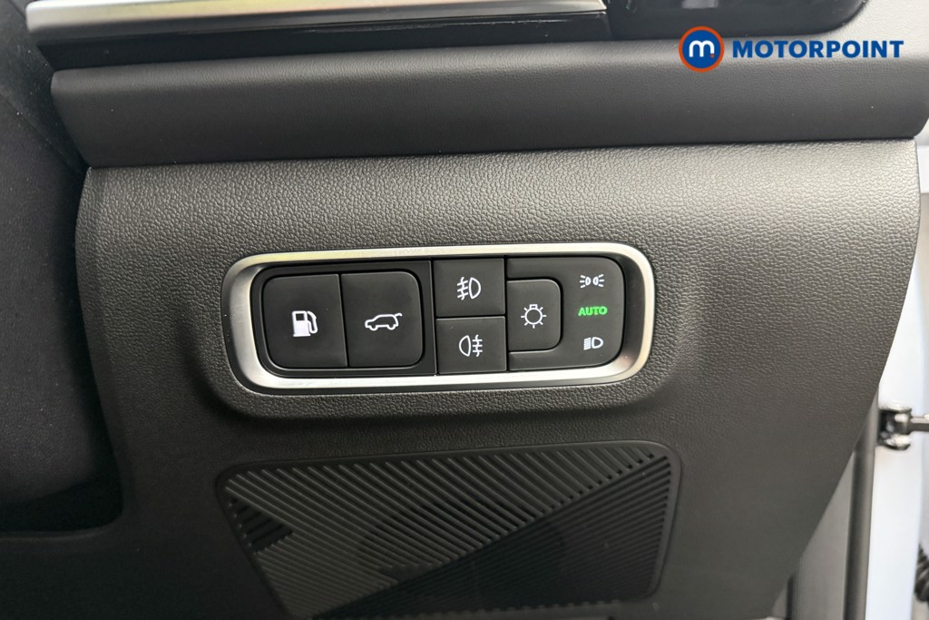 Peugeot 2008 GT Manual Petrol SUV - Stock Number (1660627) - 17th supplementary image