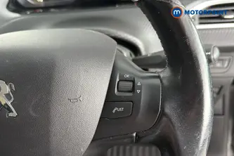Peugeot 208 Tech Edition Manual Petrol Hatchback - Stock Number (1660711) - 3rd supplementary image