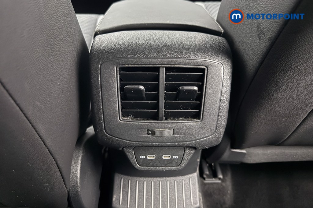 Volkswagen T-Roc R-Line Automatic Petrol SUV - Stock Number (1660814) - 21st supplementary image