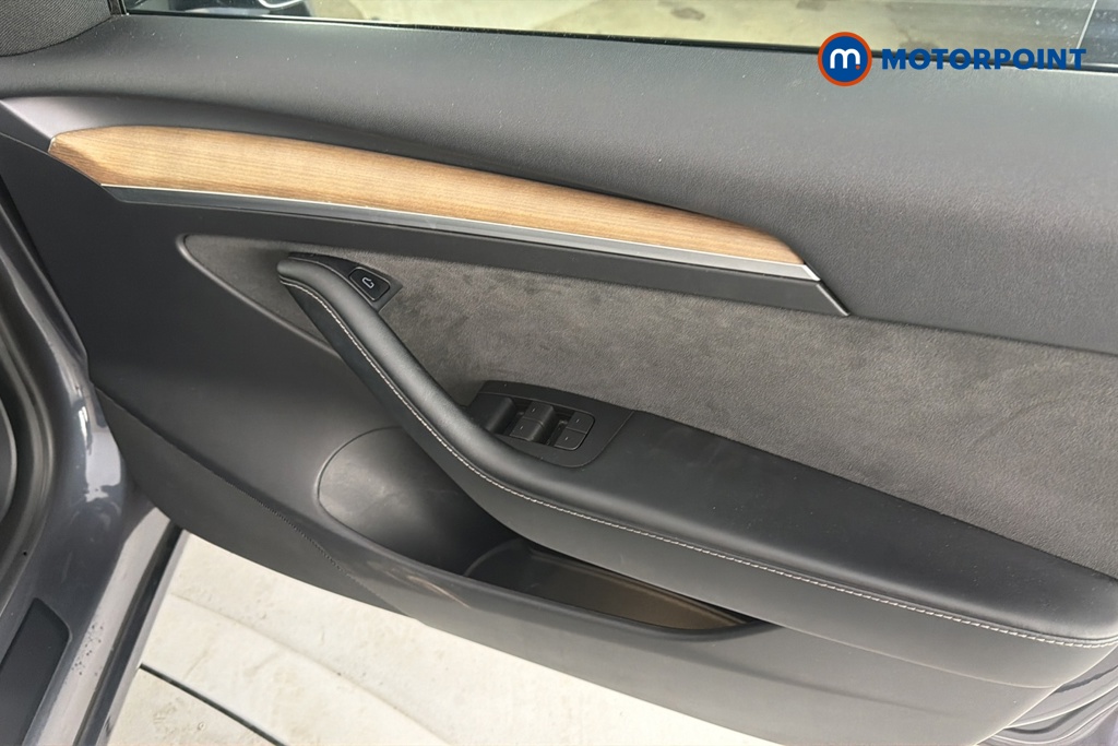 Tesla Model 3 Performance Automatic Electric Saloon - Stock Number (1660820) - 18th supplementary image