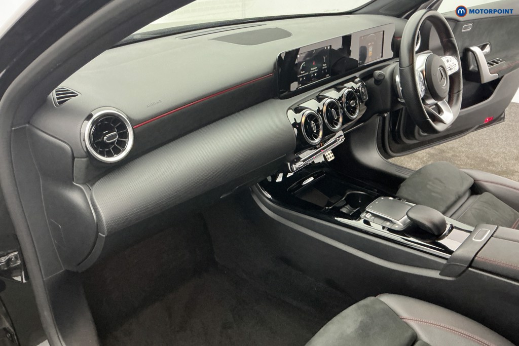 Mercedes-Benz A Class Amg Line Automatic Diesel Hatchback - Stock Number (1660897) - 9th supplementary image