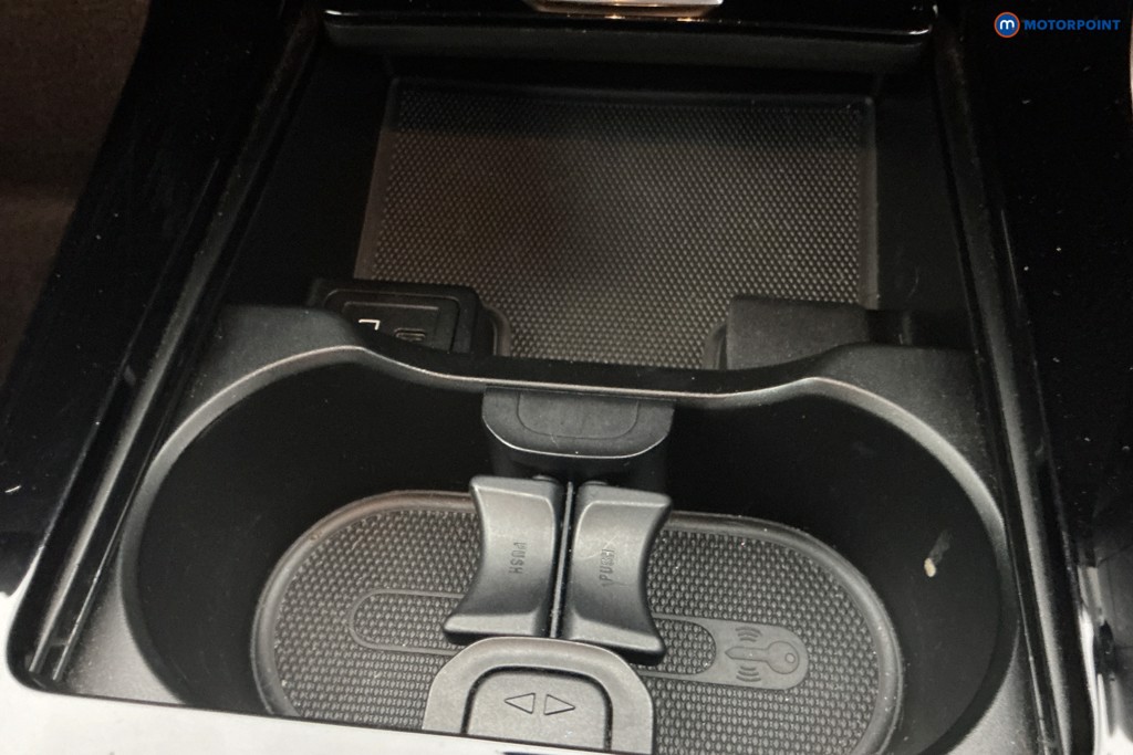 Mercedes-Benz A Class Amg Line Automatic Diesel Hatchback - Stock Number (1660897) - 15th supplementary image