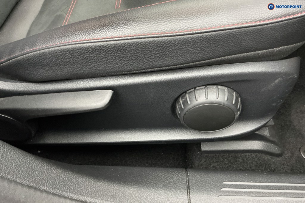 Mercedes-Benz A Class Amg Line Automatic Diesel Hatchback - Stock Number (1660897) - 22nd supplementary image