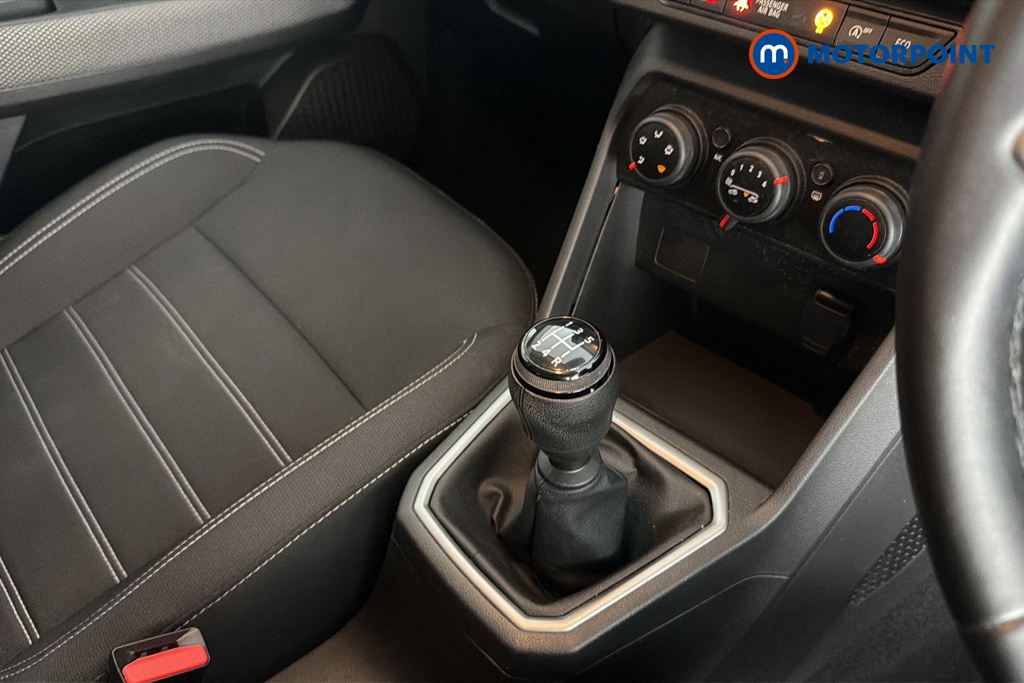 Dacia Sandero Expression Manual Petrol Hatchback - Stock Number (1661142) - 15th supplementary image