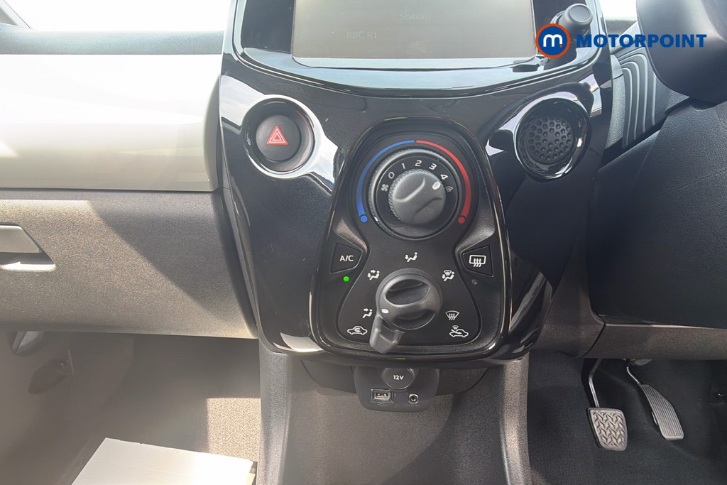 Toyota Aygo X-Pression Automatic Petrol Hatchback - Stock Number (1661554) - 20th supplementary image