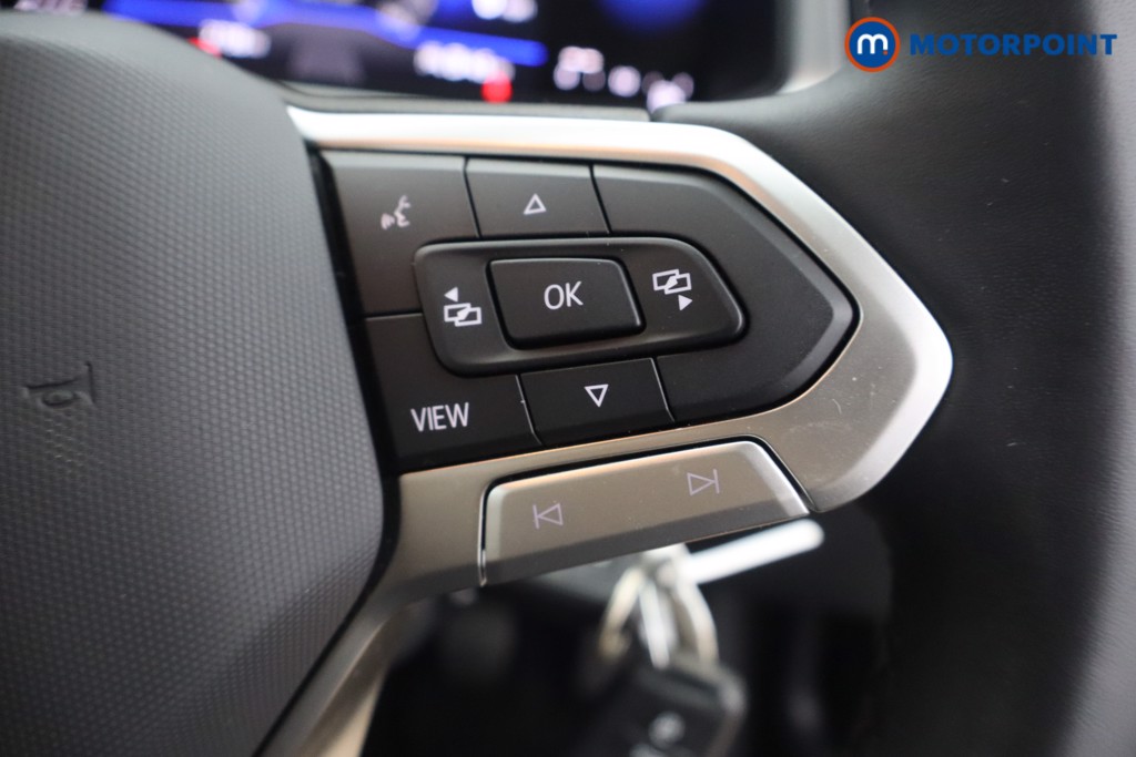 Volkswagen T-Roc Life Manual Petrol SUV - Stock Number (1661905) - 7th supplementary image