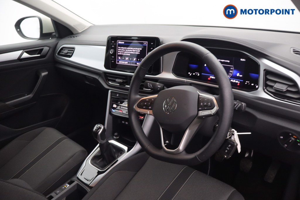 Volkswagen T-Roc Life Manual Petrol SUV - Stock Number (1661905) - 1st supplementary image