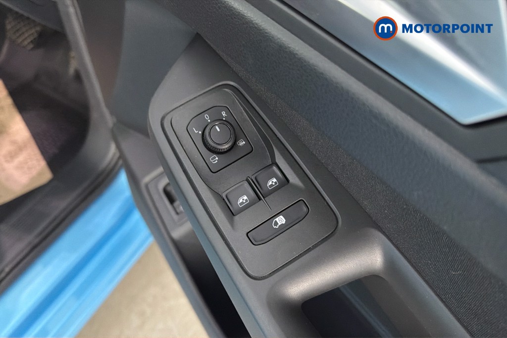 Ford Transit Connect Limited Automatic Petrol Plug-In Hybrid Panel Van - Stock Number (1661966) - 20th supplementary image