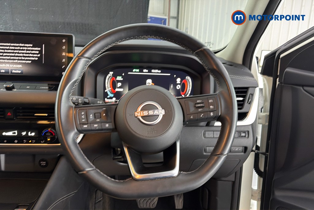 Nissan Qashqai N-Connecta Automatic Petrol-Electric Hybrid SUV - Stock Number (1662103) - 2nd supplementary image