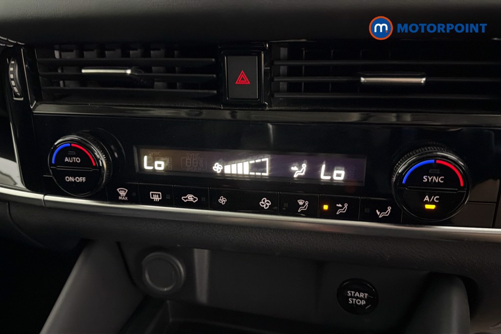 Nissan Qashqai N-Connecta Automatic Petrol-Electric Hybrid SUV - Stock Number (1662103) - 12th supplementary image