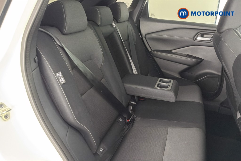 Nissan Qashqai N-Connecta Automatic Petrol-Electric Hybrid SUV - Stock Number (1662103) - 28th supplementary image